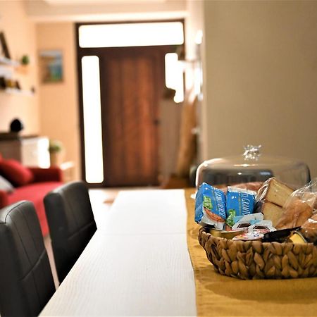 "Il Vecchio Salone" Appartamento In Pieno Centro Con Garage Privato 레체 외부 사진